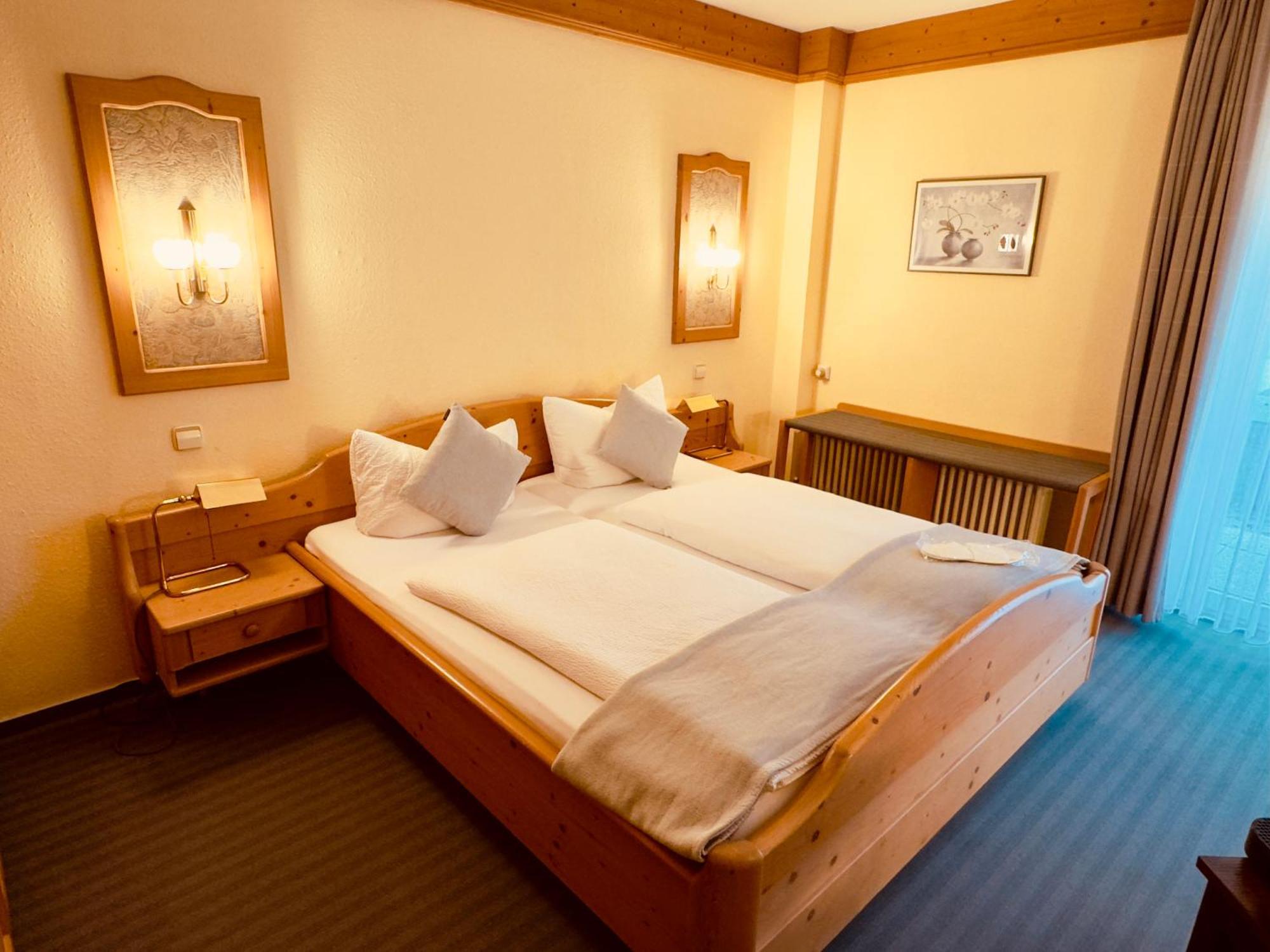 Restaurant Adler Stube 4*